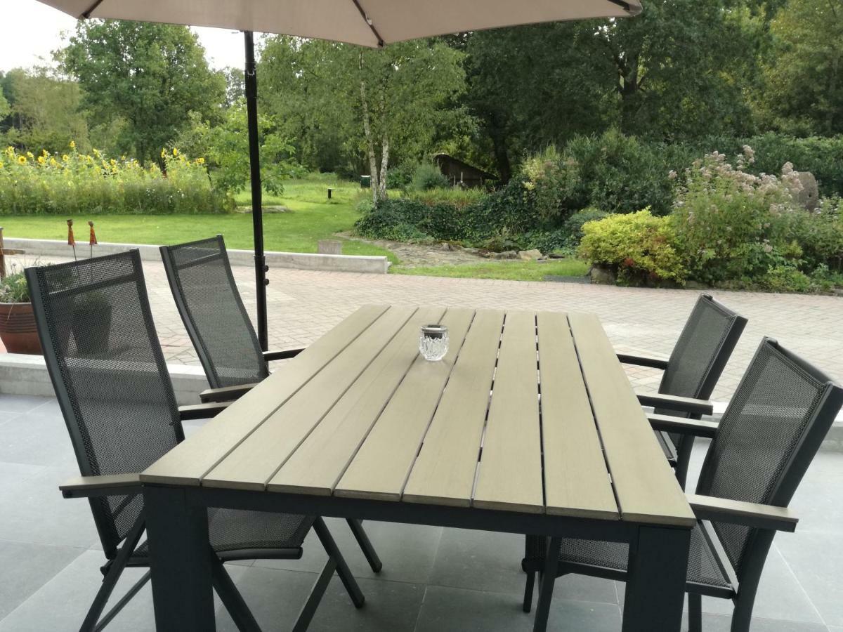 Vakantieverblijf Volmolen B&B Maaseik Exteriör bild